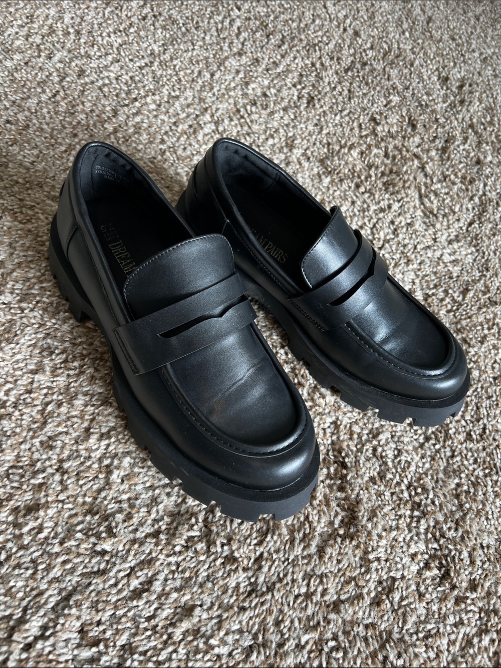 Dream Pairs Black Chunky Penny Loafers for Women